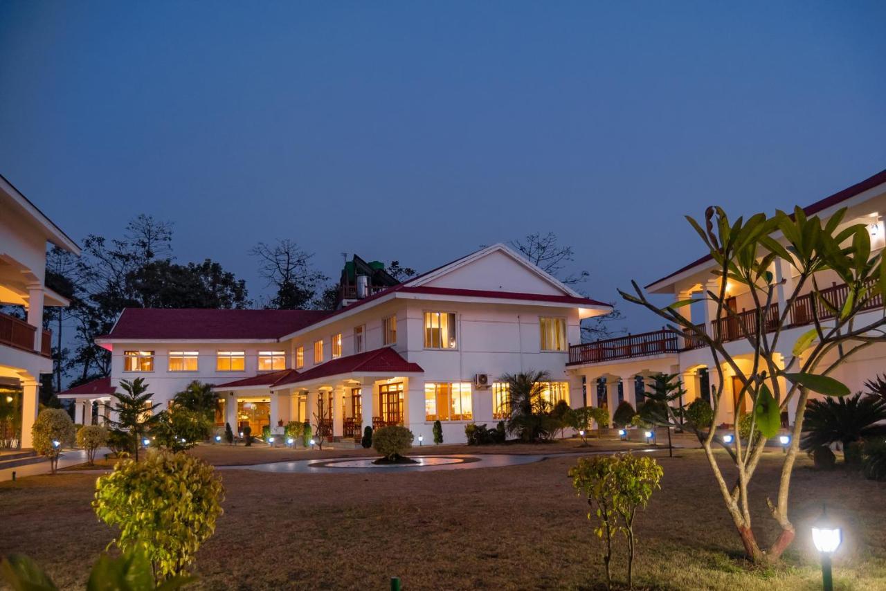 Hotel Earth Light Sauraha Chitwan Εξωτερικό φωτογραφία